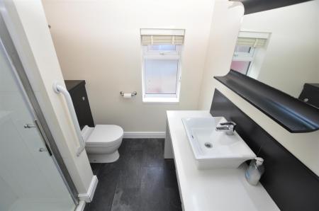 3 bedroom Town house for sale in Park Lane, Tutbury, Burton-On-Trent