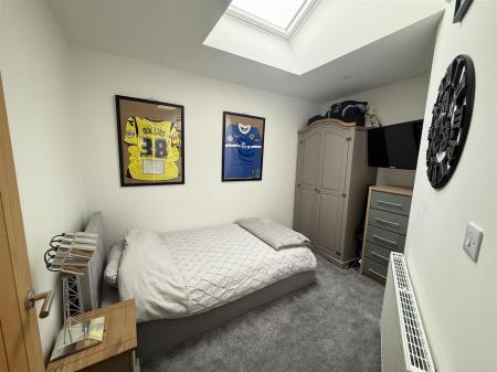 2 bedroom Town house for sale in Guild Terrace, Burton-On-Trent