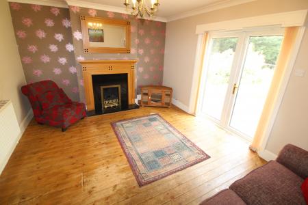 3 bedroom Detached house to let in Craythorne Road, Burton Upon Trent, Stretton, DE13