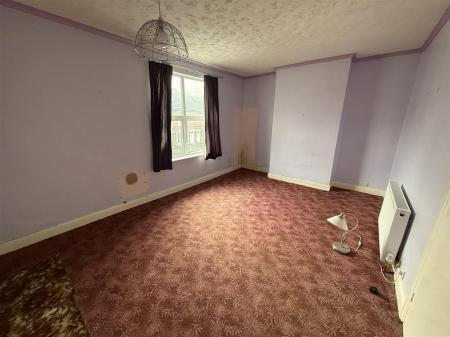 3 bedroom Terraced House for sale in Anglesey Road, Burton-On-Trent