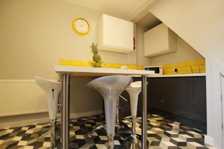 1 bedroom House share to let in Waterloo Street, Burton upon Trent, DE14