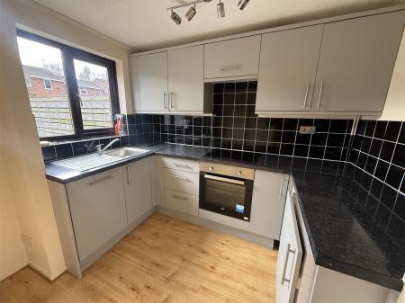2 bedroom Town house for sale in The Shie'ling, Hatton, Derby