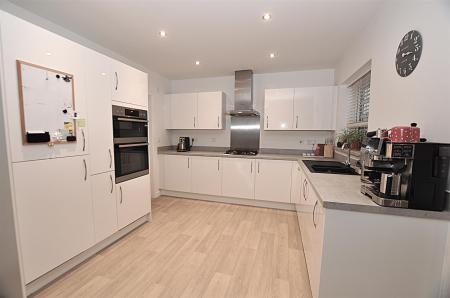 4 bedroom Detached house for sale in Moore Road, Anslow, Burton-On-Trent