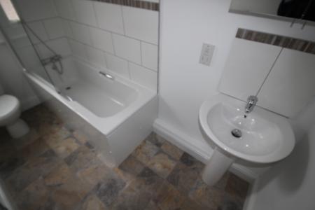 2 bedroom Apartment to let in Market Place, Burton upon Trent, DE14