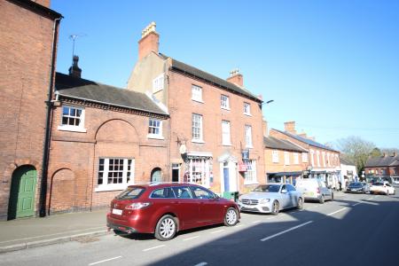 1 bedroom Flat to let in High Street, Burton Upon Trent, Tutbury, DE13