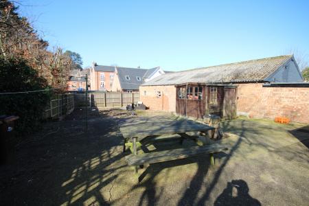 1 bedroom Flat to let in High Street, Burton Upon Trent, Tutbury, DE13