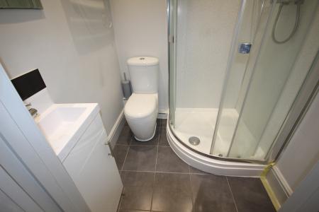 1 bedroom Flat to let in High Street, Burton Upon Trent, Tutbury, DE13