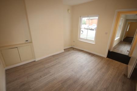 1 bedroom Flat to let in Bath Road, Wolverhampton, Wolverhampton, WV1
