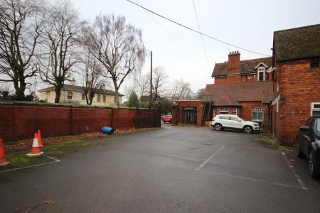 1 bedroom Flat to let in Bath Road, Wolverhampton, Wolverhampton, WV1