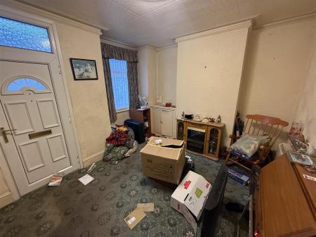 2 bedroom Terraced House for sale in Oak Street, Burton-On-Trent