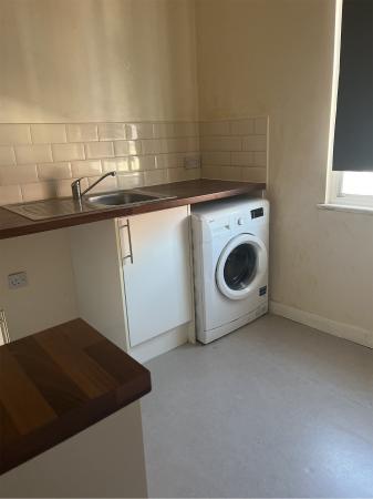 1 bedroom Flat to let in Chapel Ash, Wolverhampton, Wolverhampton, WV3