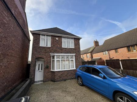 3 bedroom Detached house for sale in Talbot Street, Church Gresley, Swadlincote