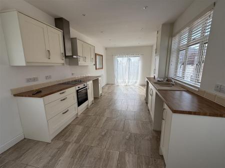 3 bedroom Detached house for sale in Talbot Street, Church Gresley, Swadlincote