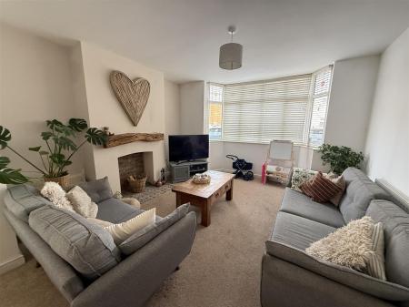 3 bedroom Detached house for sale in Talbot Street, Church Gresley, Swadlincote