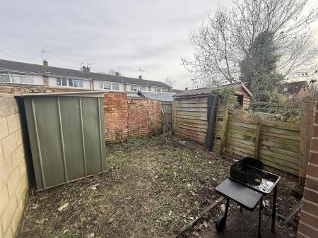 2 bedroom Semi-detached house for sale in Branston Road, Burton-On-Trent