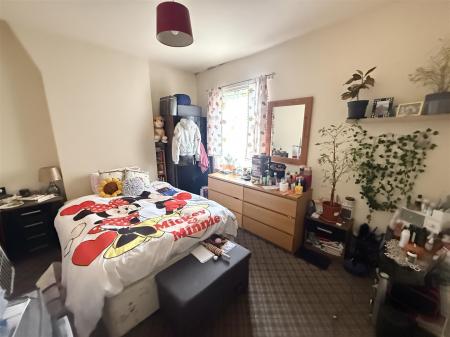 2 bedroom Semi-detached house for sale in Branston Road, Burton-On-Trent