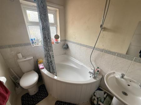 2 bedroom Semi-detached house for sale in Branston Road, Burton-On-Trent