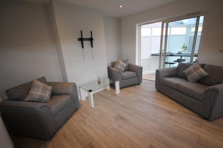 1 bedroom House share to let in Jackson Avenue, Stretton, DE13