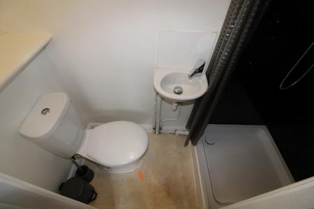 1 bedroom House share to let in Moorfurlong, Stretton, DE13