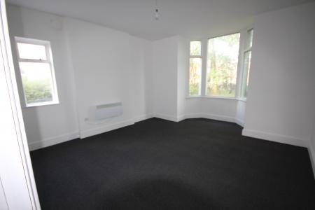 2 bedroom Flat to let in Shobnall Road, Staffordshire, Burton upon Trent, DE14