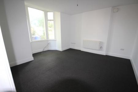 2 bedroom Flat to let in Shobnall Road, Staffordshire, Burton upon Trent, DE14