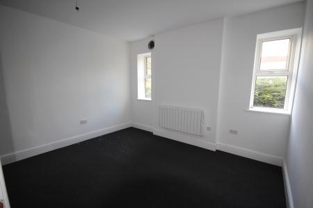 2 bedroom Flat to let in Shobnall Road, Staffordshire, Burton upon Trent, DE14