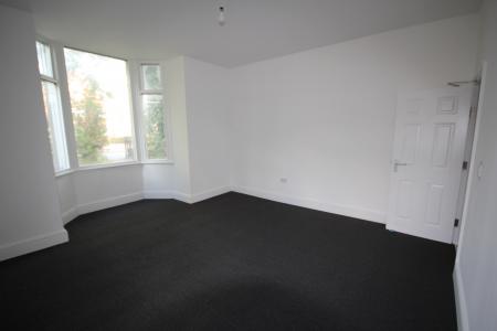 2 bedroom Flat to let in Shobnall Road, Staffordshire, Burton upon Trent, DE14