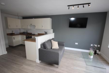 1 bedroom House share to let in Shobnall Street (Room 2), Staffordshire, Burton upon Trent, DE14