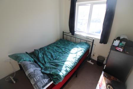 2 bedroom House to let in Grants Yard, Station Street, Burton upon Trent, DE14
