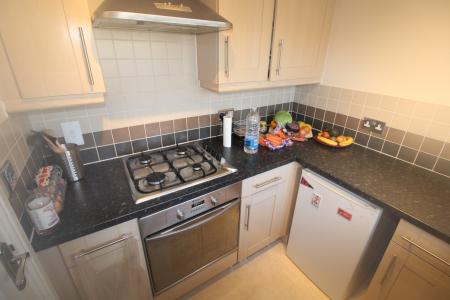 2 bedroom House to let in Grants Yard, Station Street, Burton upon Trent, DE14