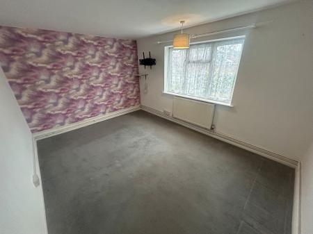 2 bedroom Flat to let in Sycamore Road, Burton Upon Trent, Stapenhill, DE15
