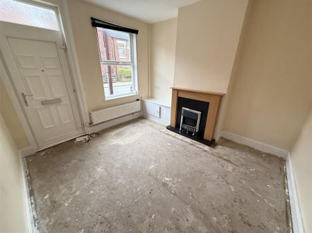 2 bedroom Terraced House for sale in Bearwood Hill Road, Burton-On-Trent