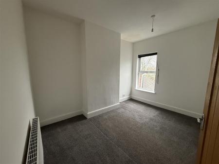 2 bedroom Terraced House for sale in Bearwood Hill Road, Burton-On-Trent