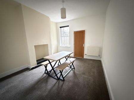 2 bedroom Terraced House for sale in Bearwood Hill Road, Burton-On-Trent