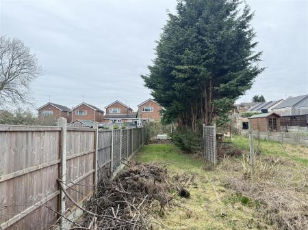 2 bedroom Terraced House for sale in Bearwood Hill Road, Burton-On-Trent