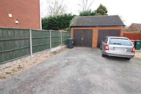 2 bedroom Town house for sale in Elmhurst, Egginton, Derby