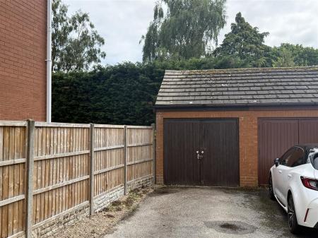 2 bedroom Town house for sale in Elmhurst, Egginton, Derby
