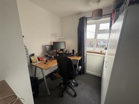 3 bedroom End of terrace house for sale in Burton Road, Midway, Swadlincote