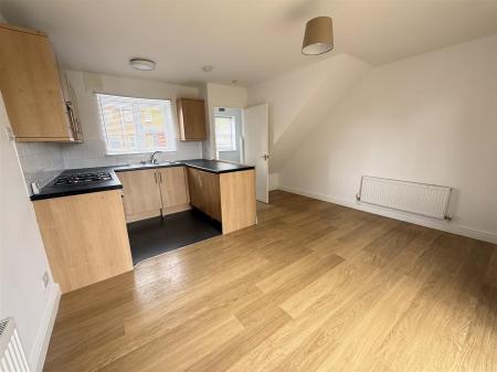 2 bedroom Town house for sale in Trusley Close, Burton-On-Trent