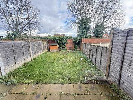 2 bedroom Town house for sale in Trusley Close, Burton-On-Trent