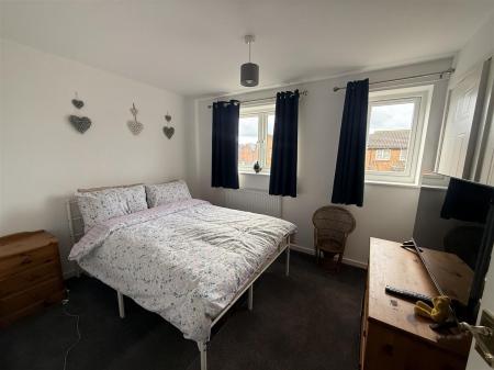2 bedroom Town house for sale in Trusley Close, Burton-On-Trent