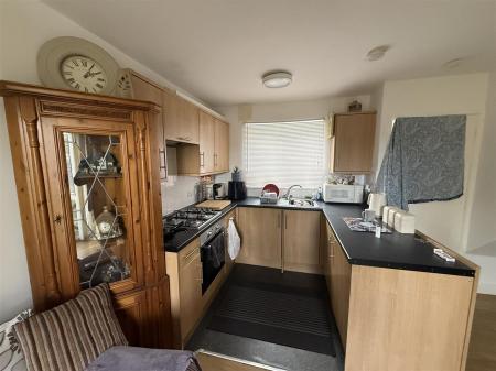 2 bedroom Town house for sale in Trusley Close, Burton-On-Trent