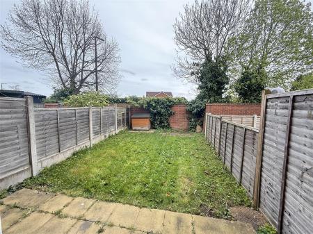 2 bedroom Town house for sale in Trusley Close, Burton-On-Trent