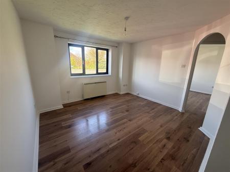 1 bedroom Apartment for sale in Birkdale Avenue, Branston, Burton-On-Trent