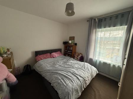 2 bedroom Terraced House for sale in New Street, Church Gresley, Swadlincote
