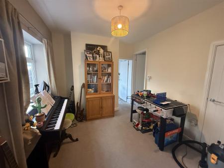 2 bedroom Terraced House for sale in Thorn Street, Woodville, Swadlincote