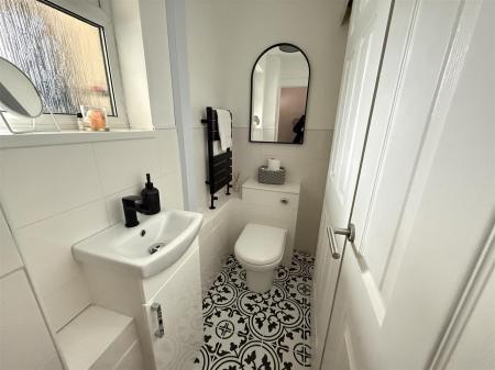 3 bedroom Terraced House for sale in Carver Road, Burton-On-Trent