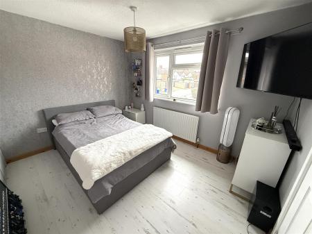 3 bedroom Terraced House for sale in Carver Road, Burton-On-Trent