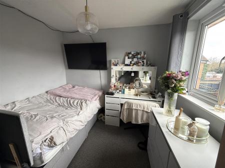 3 bedroom Terraced House for sale in Carver Road, Burton-On-Trent