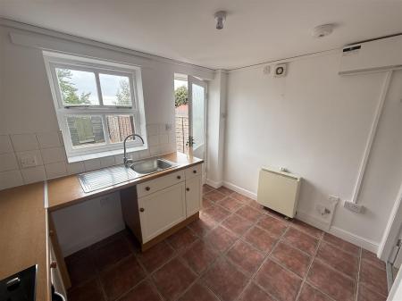 2 bedroom Semi-detached house for sale in Frederick Street, Woodville, Swadlincote